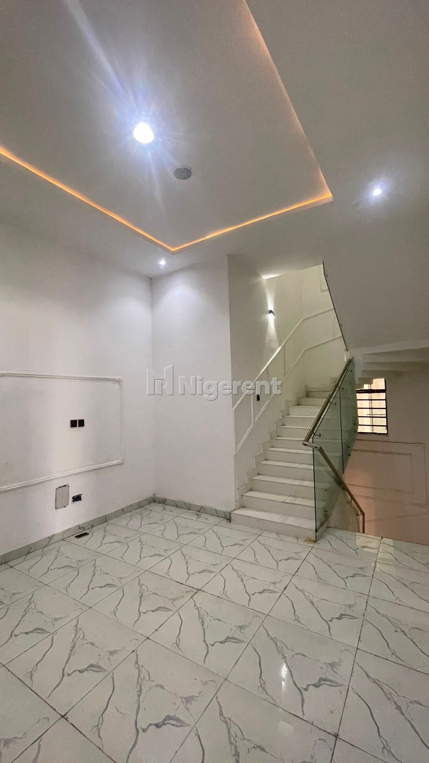 MASSIVE FULLY DETACHED  6BDR  DUPLEX + BQ  IN PEACEFUL CODE IN / CODE OUT PLEASANT ESTATE AT CHEVRON ALTERNATIVE