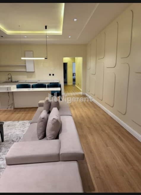 Beige Furo - 3-Bedroom Shortlet