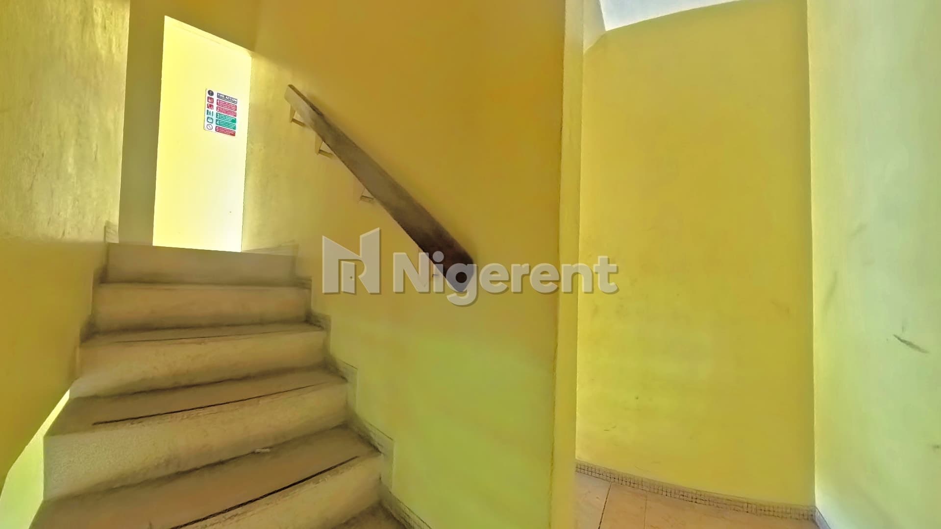 Developable 4 Bedroom Terrance Houses with 3 Unit of Domestic Quarters