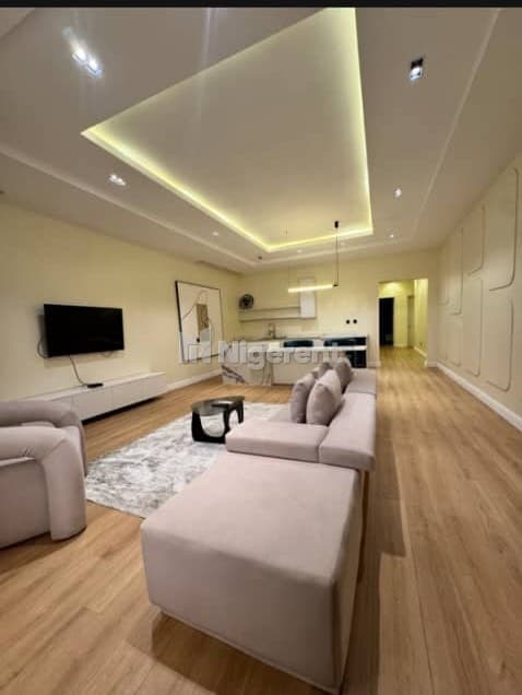 Beige Furo - 3-Bedroom Shortlet