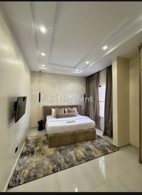 Beige Furo - 3-Bedroom Shortlet