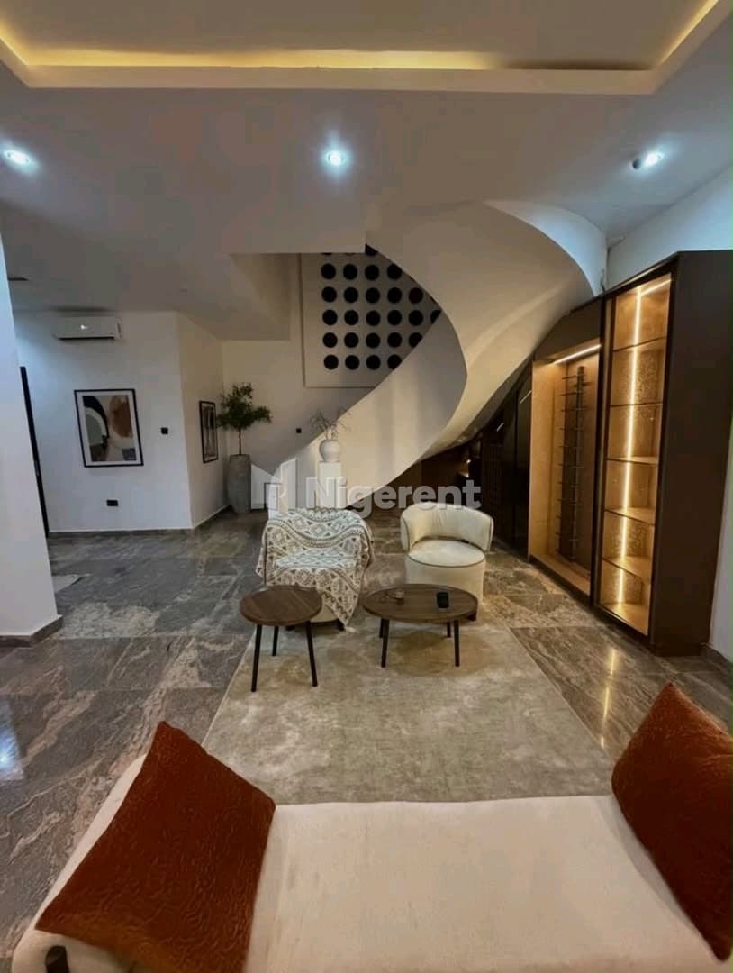 5 Bedroom LUXURY