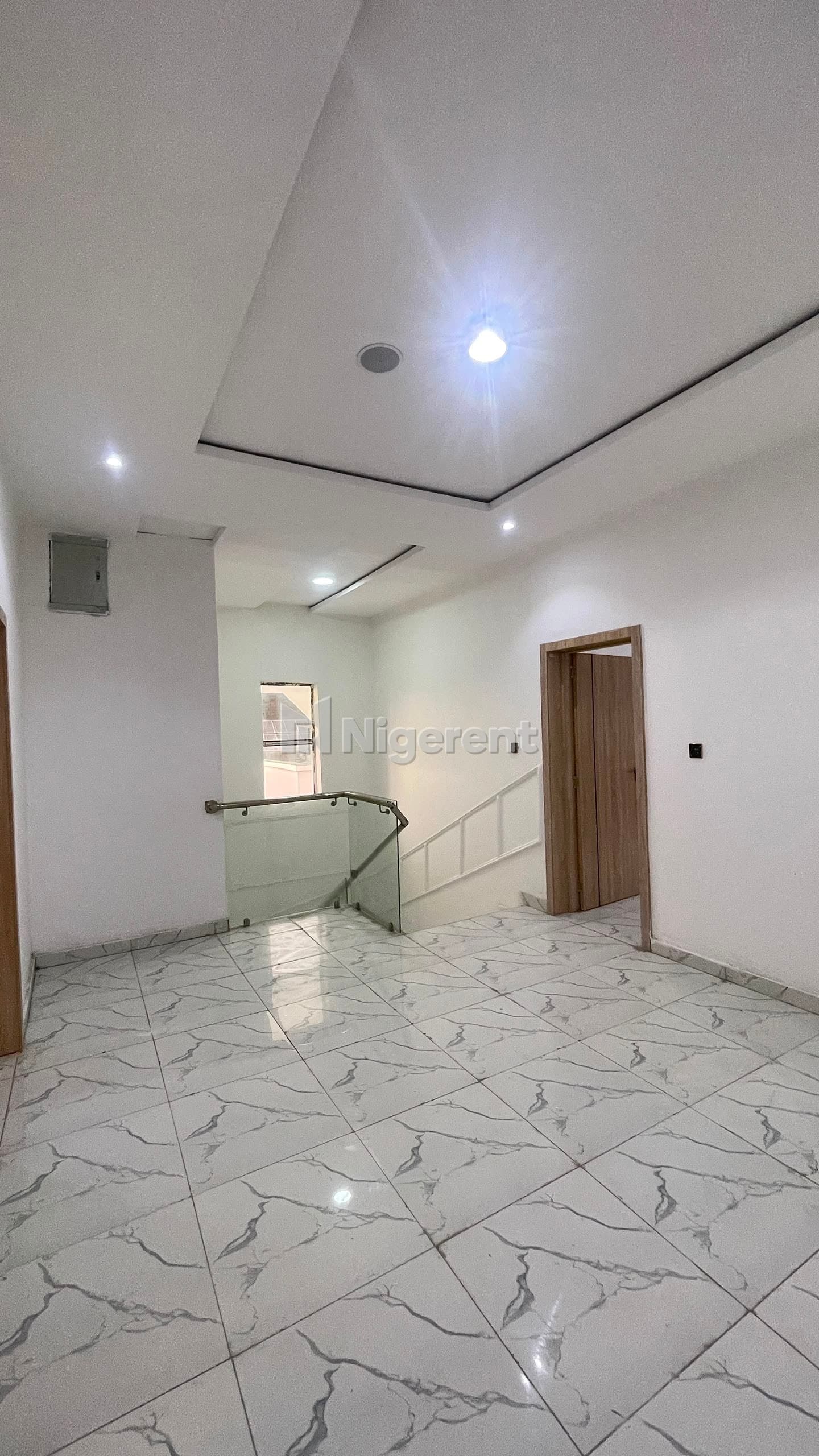 MASSIVE FULLY DETACHED  6BDR  DUPLEX + BQ  IN PEACEFUL CODE IN / CODE OUT PLEASANT ESTATE AT CHEVRON ALTERNATIVE