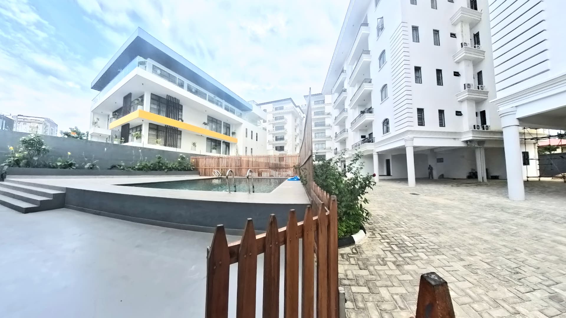 Seaview 3 Bedroom Apartment with BQ
