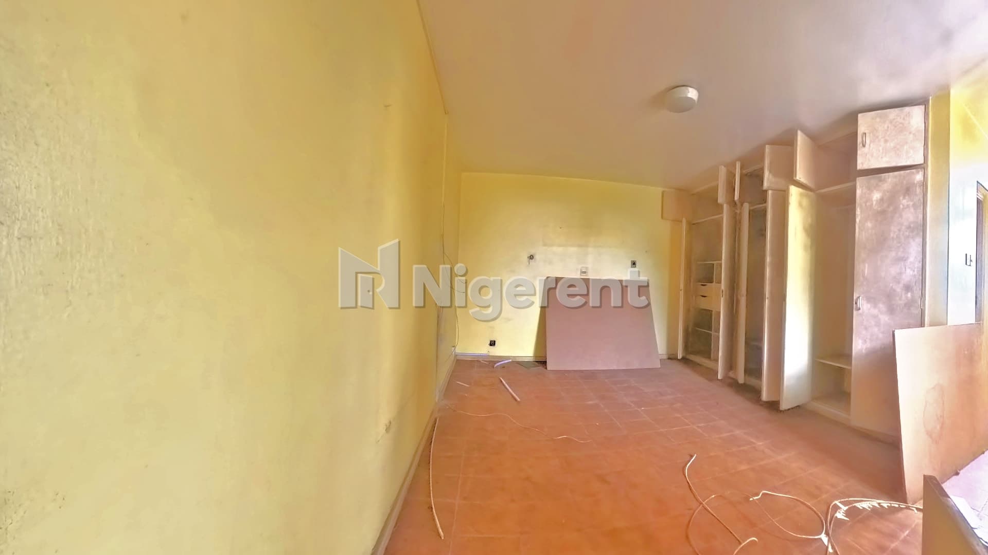 Developable 4 Bedroom Terrance Houses with 3 Unit of Domestic Quarters