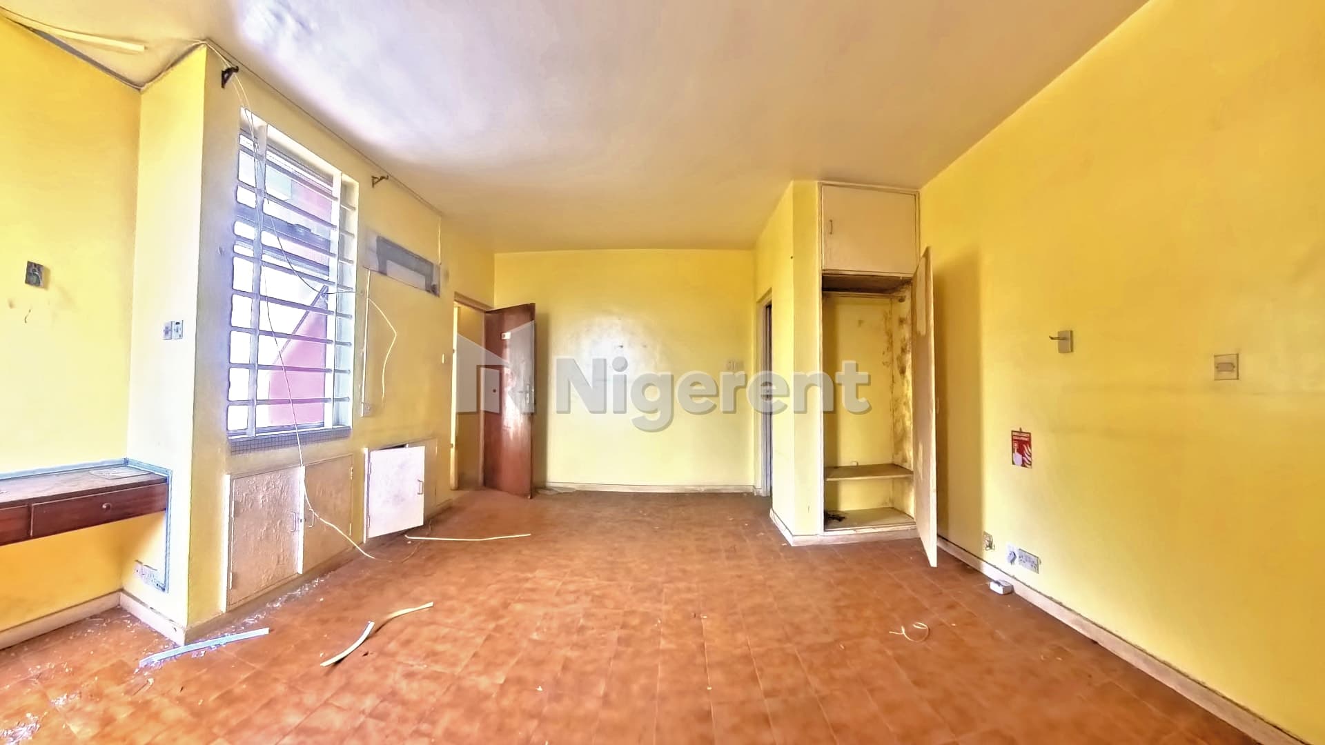 Developable 4 Bedroom Terrance Houses with 3 Unit of Domestic Quarters