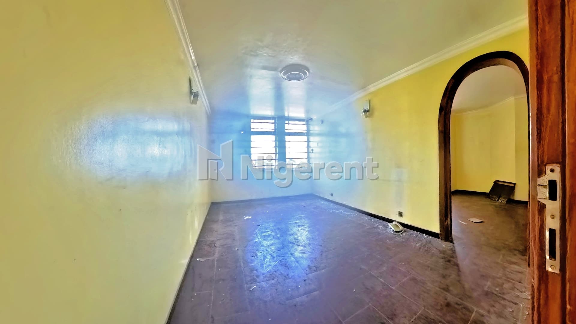 Developable 4 Bedroom Terrance Houses with 3 Unit of Domestic Quarters