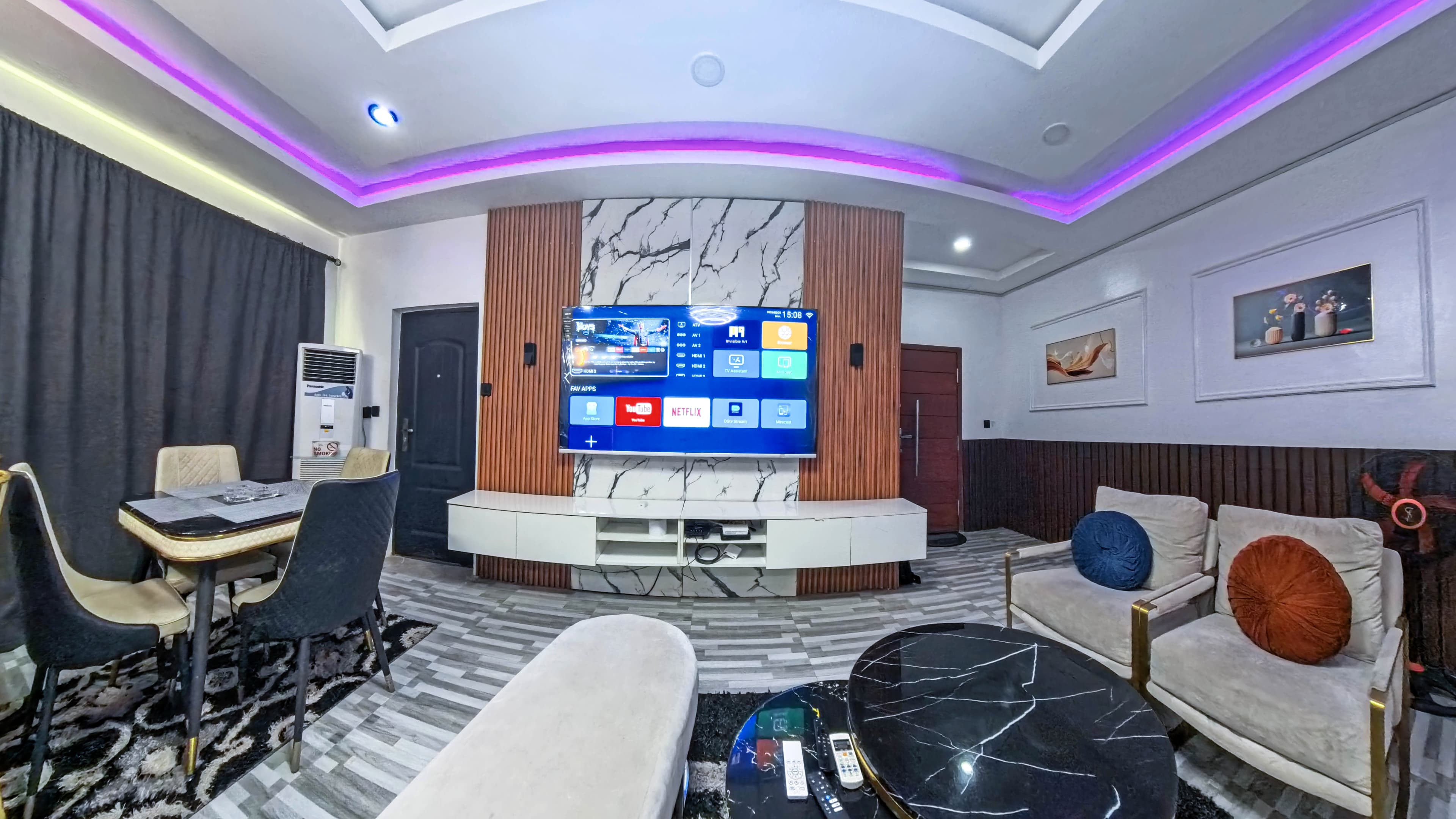 2-Bedroom Seaview Apartment with Balcony