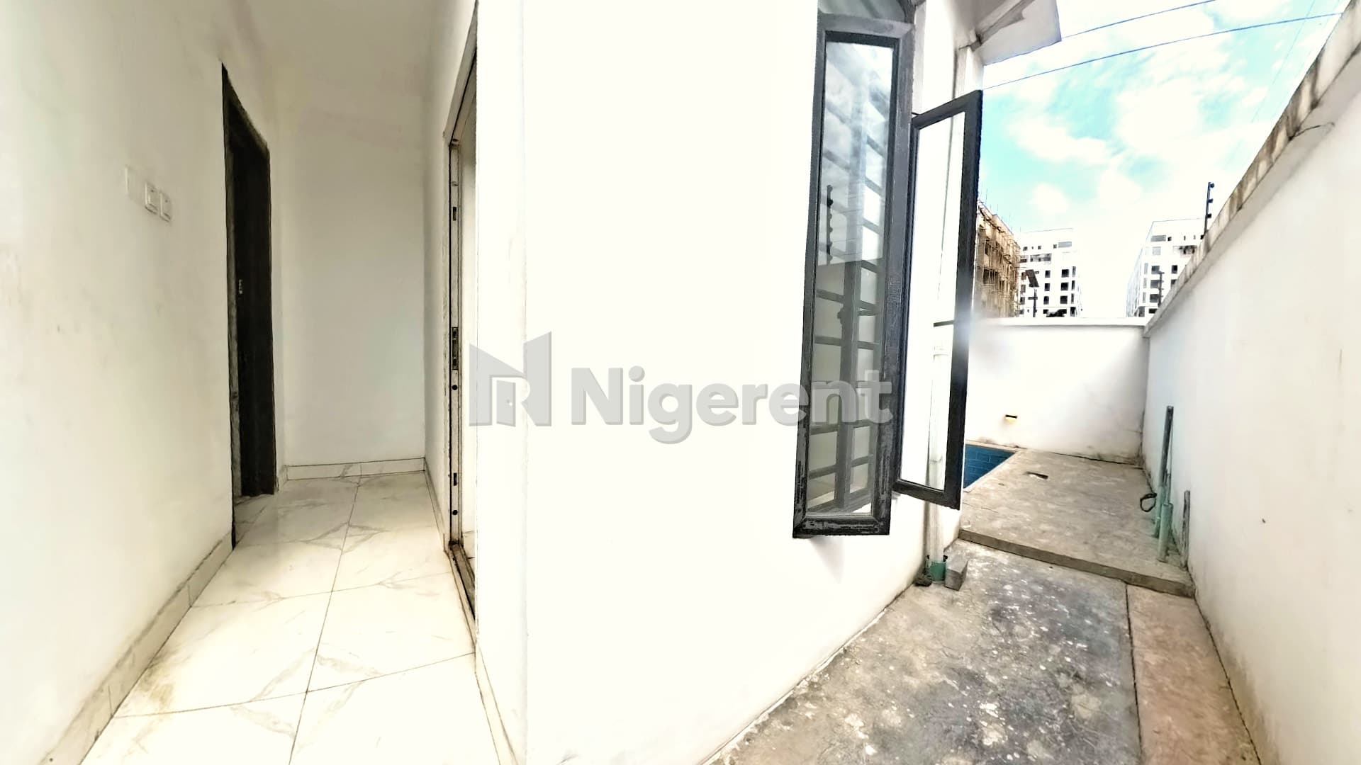 5-Bedroom Duplex