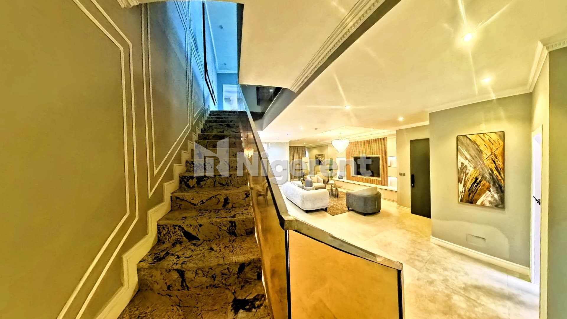 Fully Furnished En-Suite 5 Bedroom Maisonette with Two Living Rooms and Private Balconies