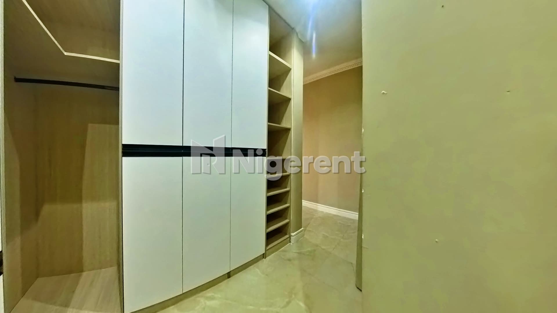 Fully Furnished En-Suite 5 Bedroom Maisonette with Two Living Rooms and Private Balconies
