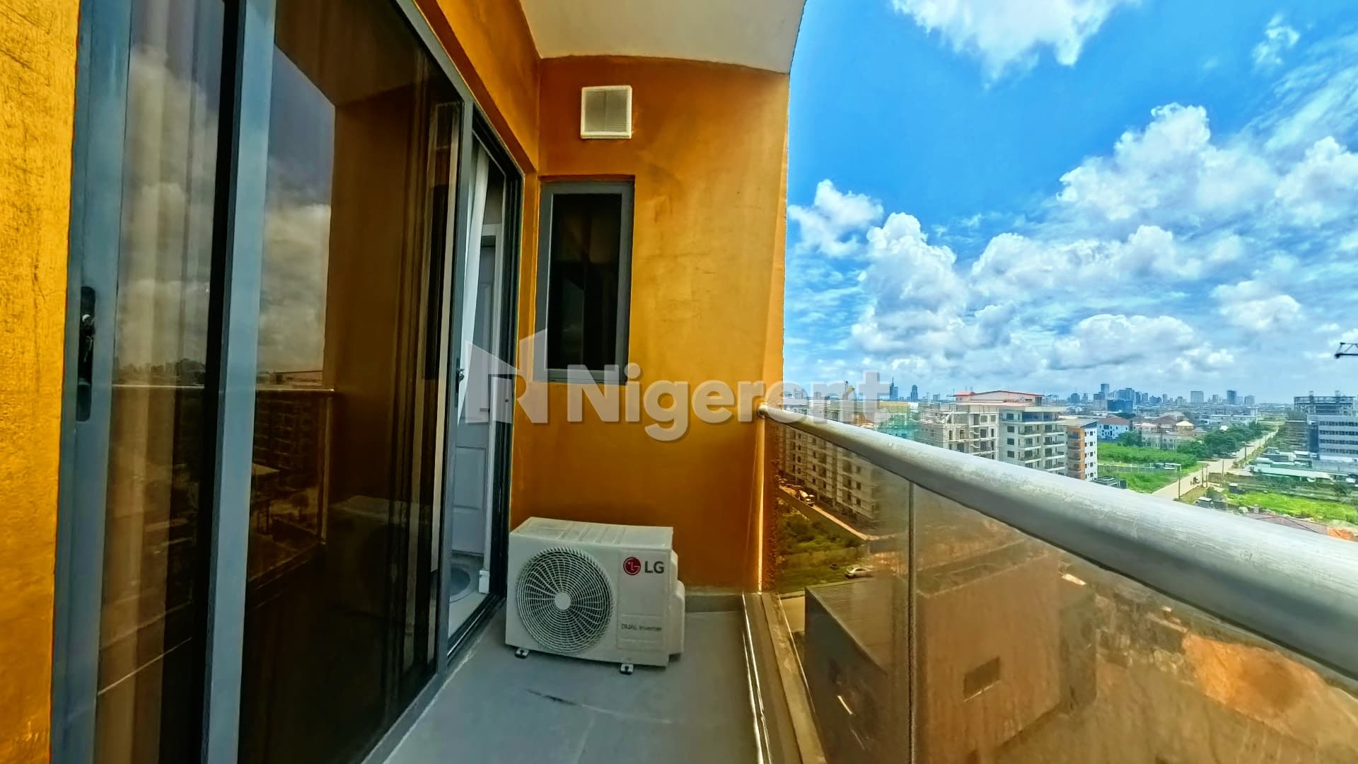 Fully Furnished En-Suite 5 Bedroom Maisonette with Two Living Rooms and Private Balconies