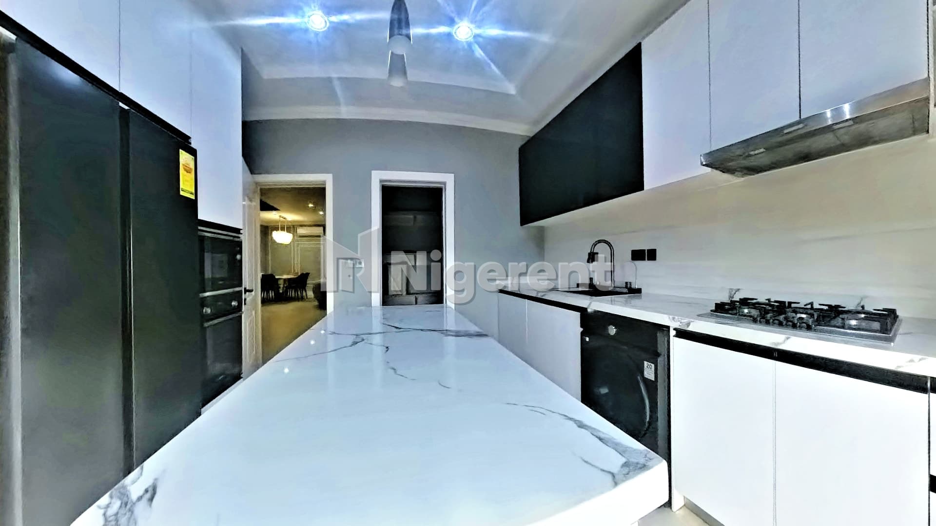 Fully Furnished En-Suite 5 Bedroom Maisonette with Two Living Rooms and Private Balconies