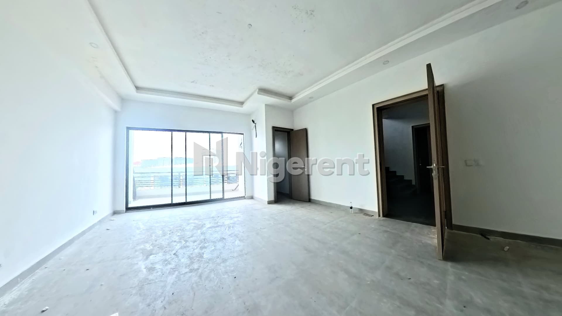 Seaview 3 Bedroom Apartment with BQ