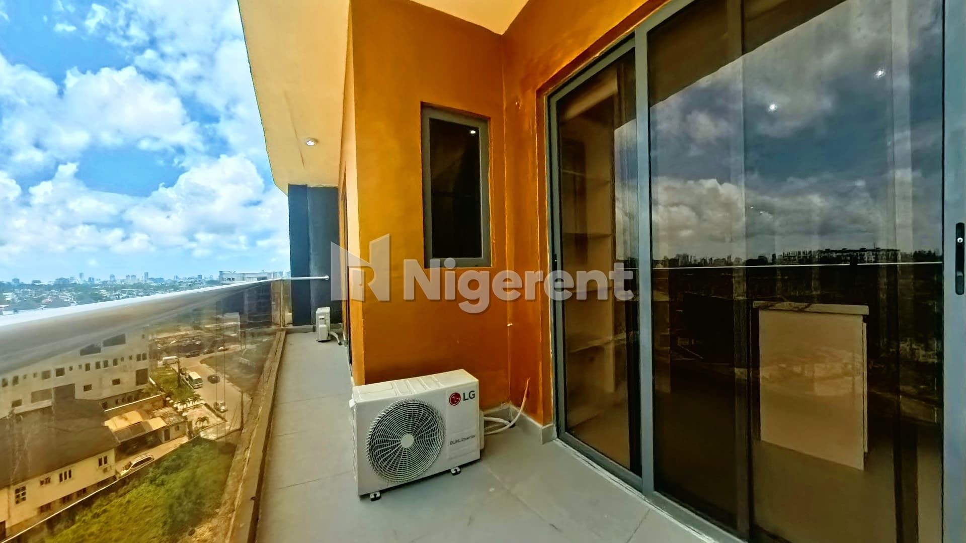 Fully Furnished En-Suite 5 Bedroom Maisonette with Two Living Rooms and Private Balconies