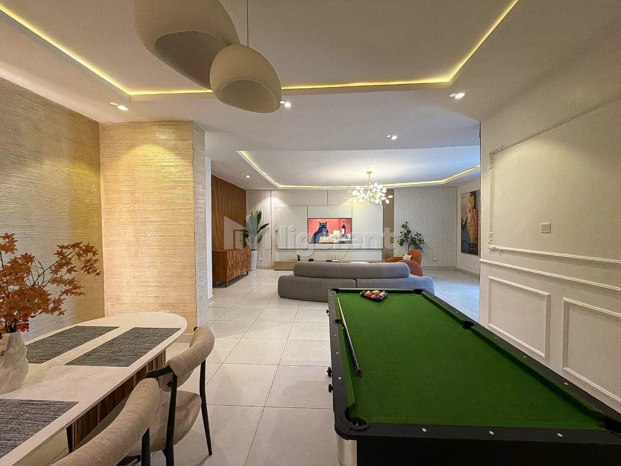 Flat 18