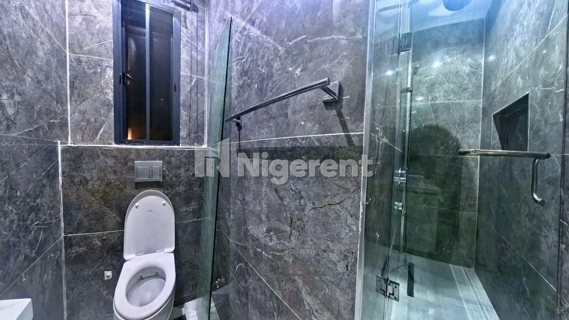 Fully Furnished En-Suite 5 Bedroom Maisonette with Two Living Rooms and Private Balconies
