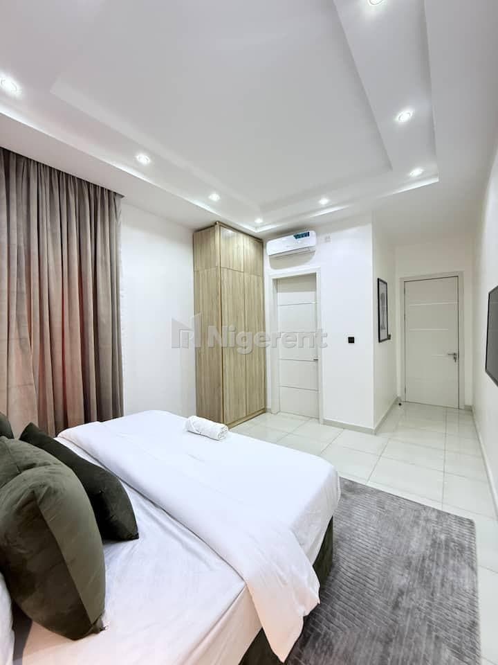 Blue Furo - 3-Bedroom Apartment