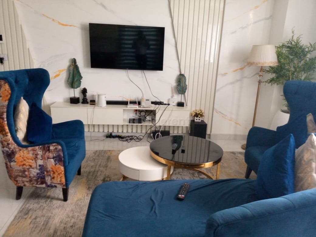 One Bedroom Apartment