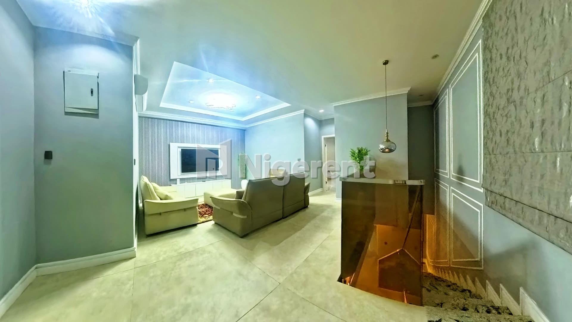 Fully Furnished En-Suite 5 Bedroom Maisonette with Two Living Rooms and Private Balconies