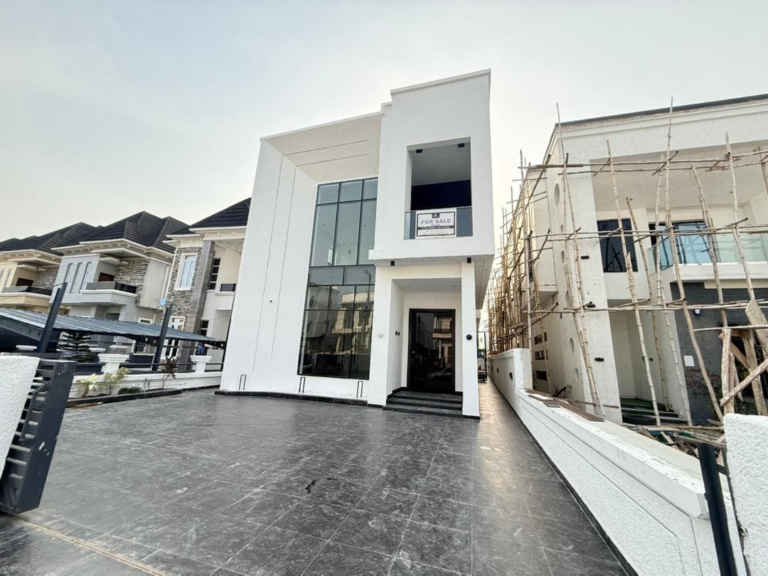 4-Bedroom Detached Duplex with BQ