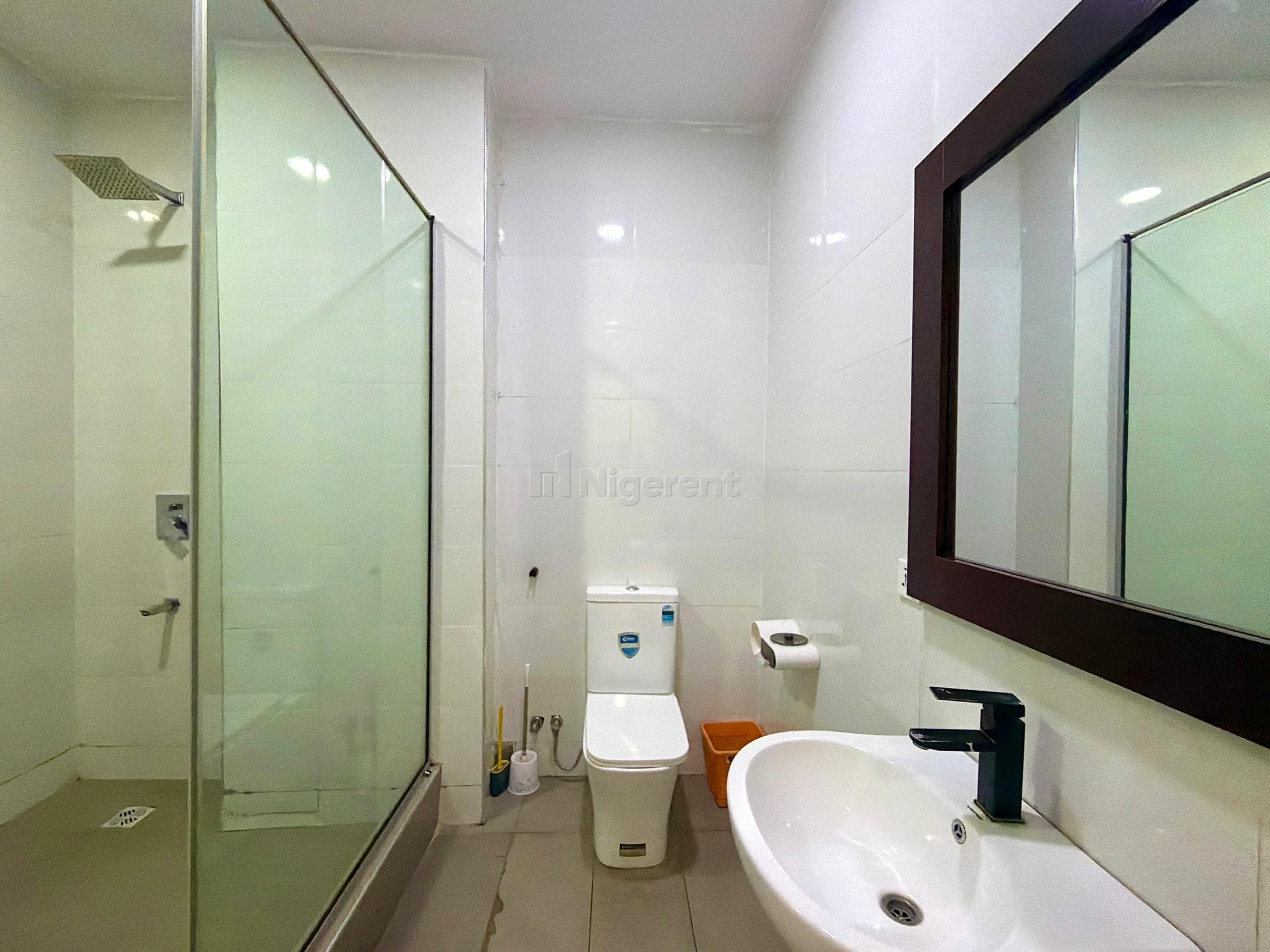 Flat 17