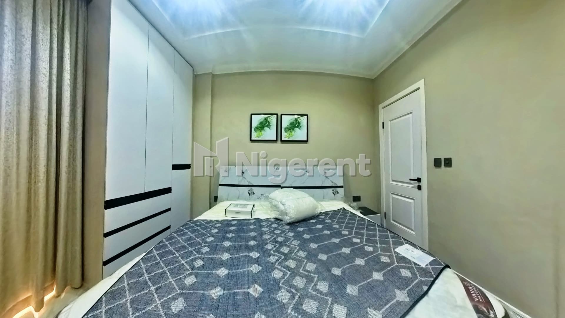 Fully Furnished En-Suite 5 Bedroom Maisonette with Two Living Rooms and Private Balconies