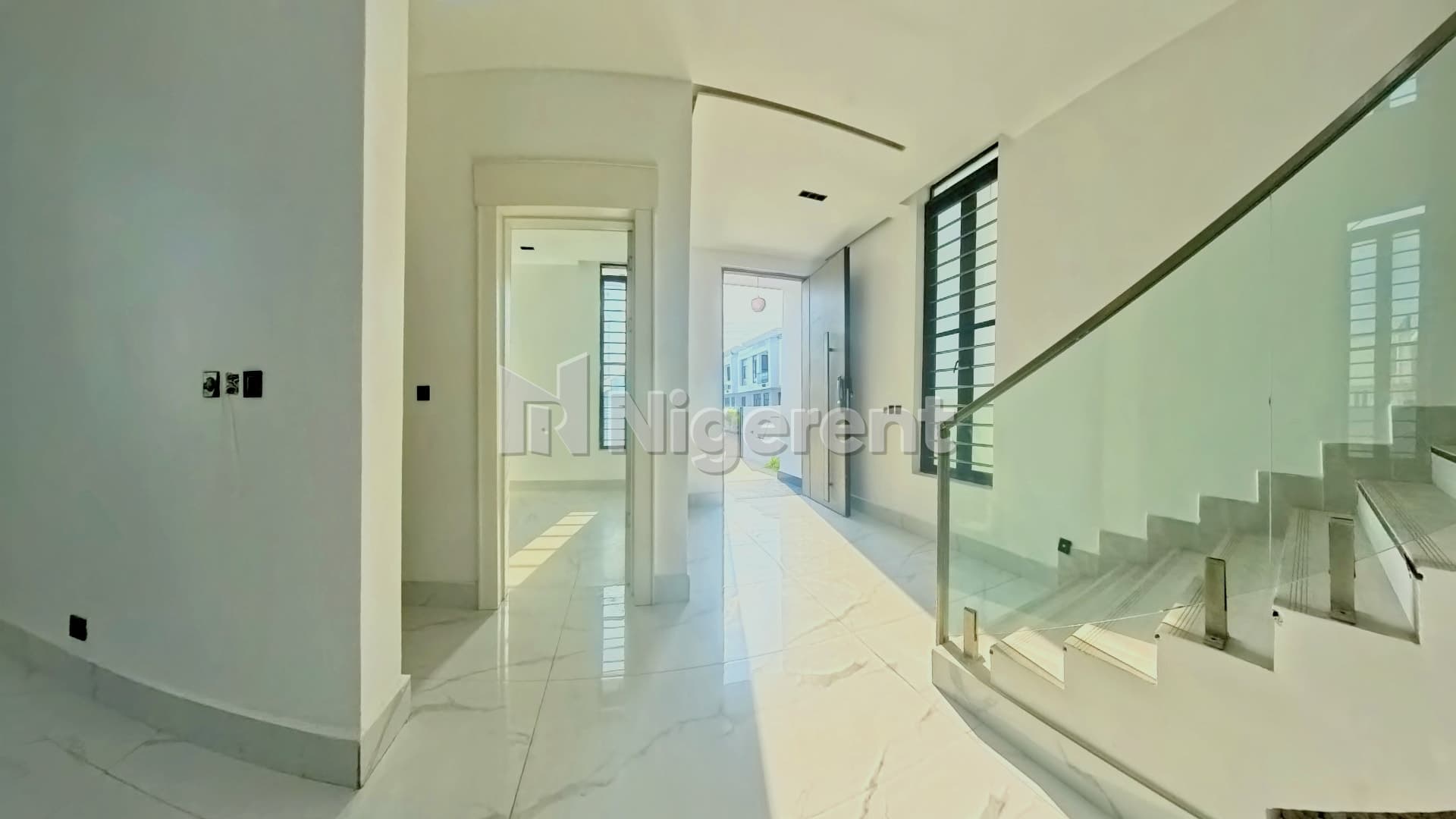 4 Units of 5 Bedroom Ensuite Apartments with Domestic Quarters