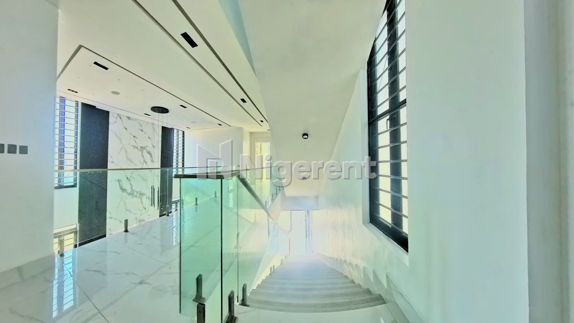 4 Units of 5 Bedroom Ensuite Apartments with Domestic Quarters