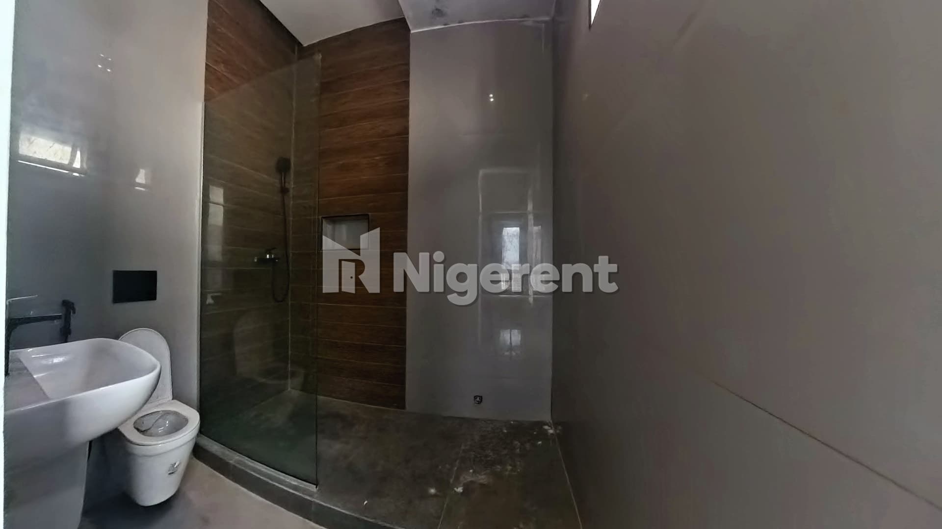 2 Bedroom Apartment with BQ